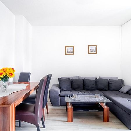 Residence Burlo Триест Екстериор снимка