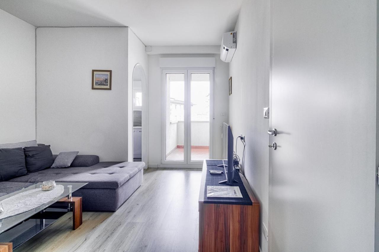 Residence Burlo Триест Екстериор снимка