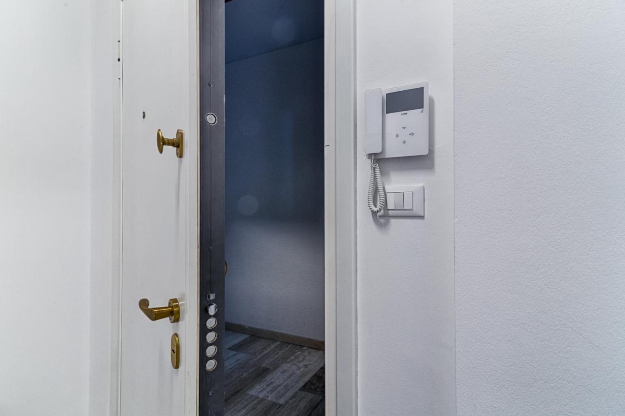 Residence Burlo Триест Екстериор снимка