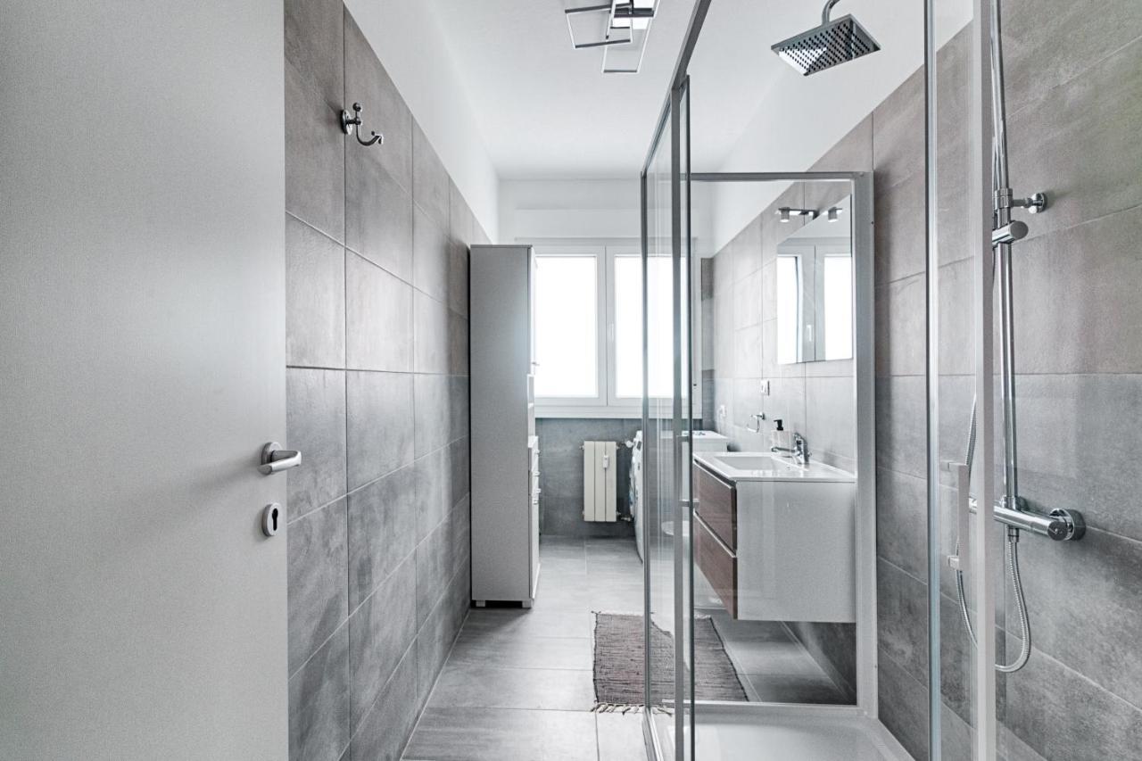 Residence Burlo Триест Екстериор снимка
